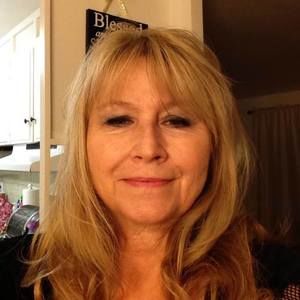 Meet your Posher, Beverly